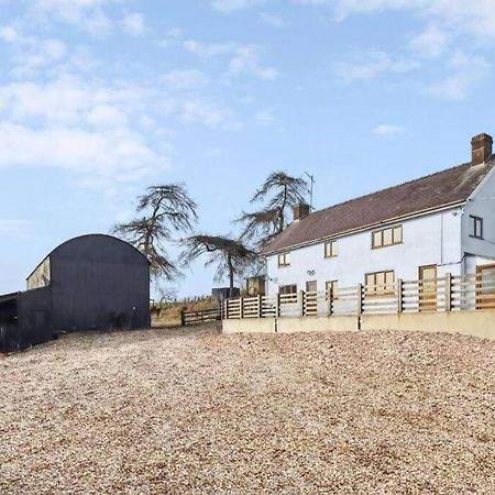 Upper Caerfaelog Farmhouse Llanbister Екстер'єр фото