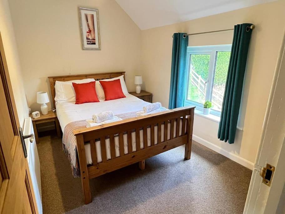 Upper Caerfaelog Farmhouse Llanbister Екстер'єр фото