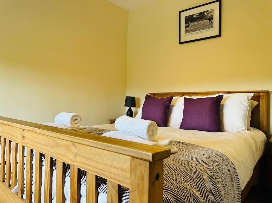 Upper Caerfaelog Farmhouse Llanbister Екстер'єр фото