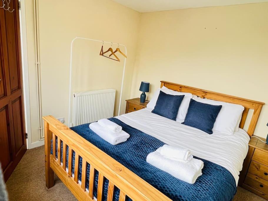 Upper Caerfaelog Farmhouse Llanbister Екстер'єр фото